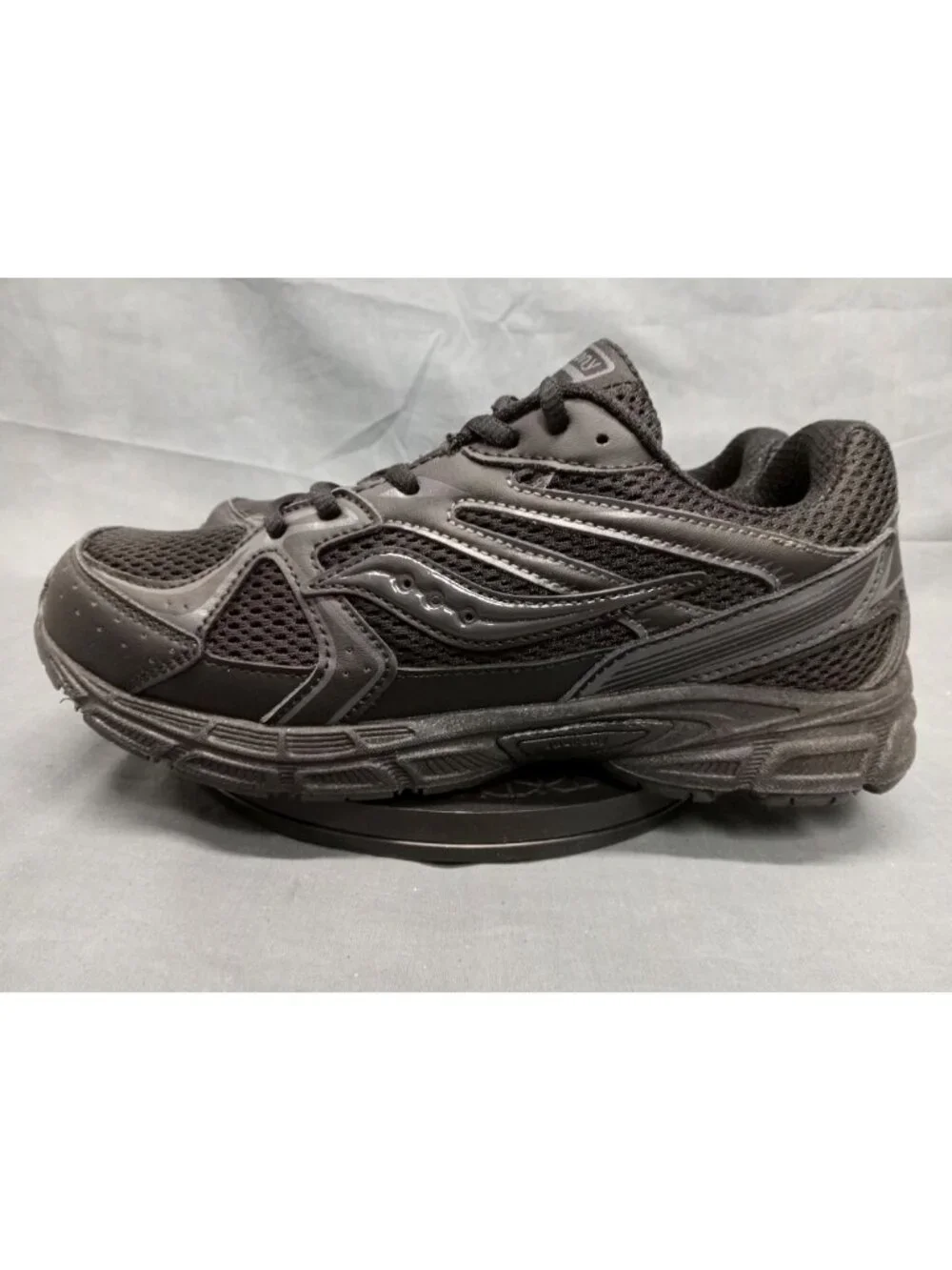 Saucony Ride Millennium Kidz (GS) Double Black Boys Size 7 NEW NO BOX!